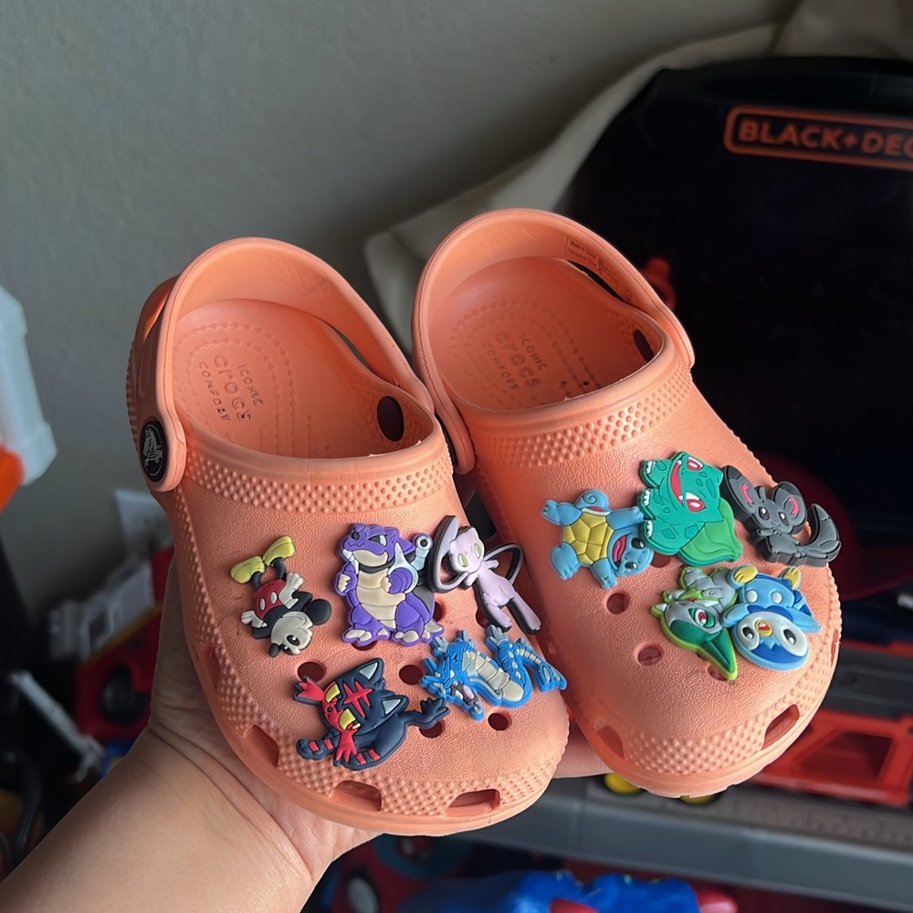 Toddler crocs